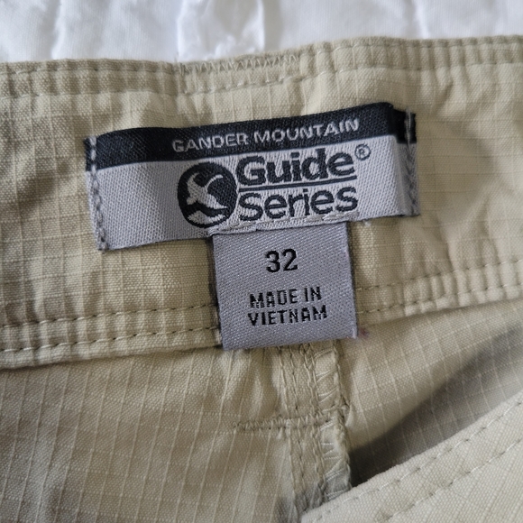 Gander Mountain Guide Series Hiking Outdoor Shorts Lightweight 32 NWOT - Picture 5 of 9